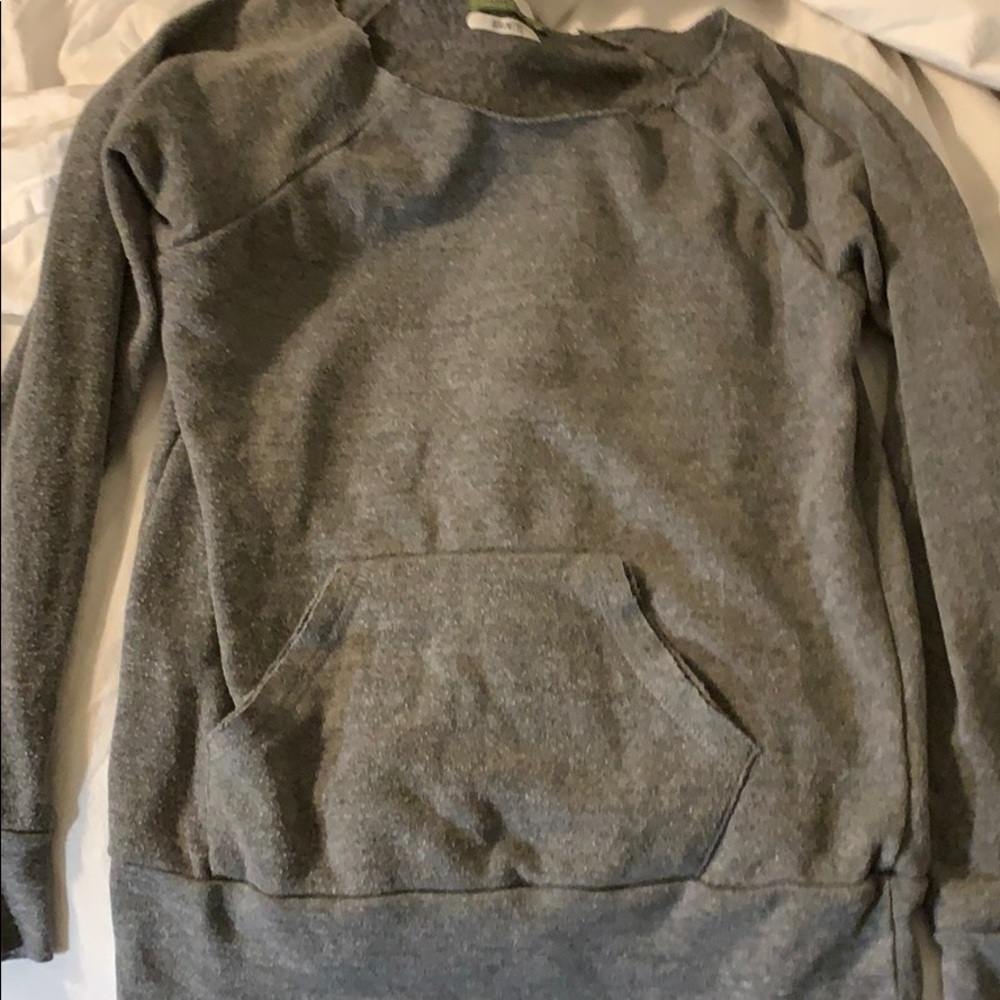 Grey sweatshirt
